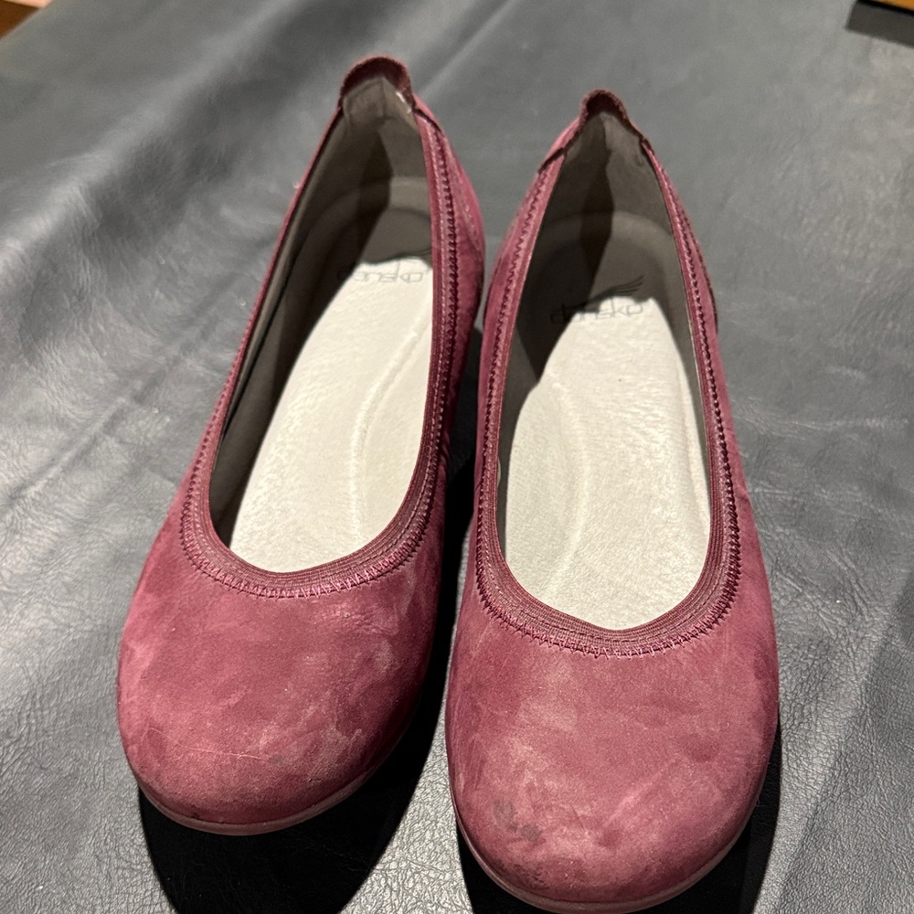 Elegant Maroon Women's Flats- Dansko